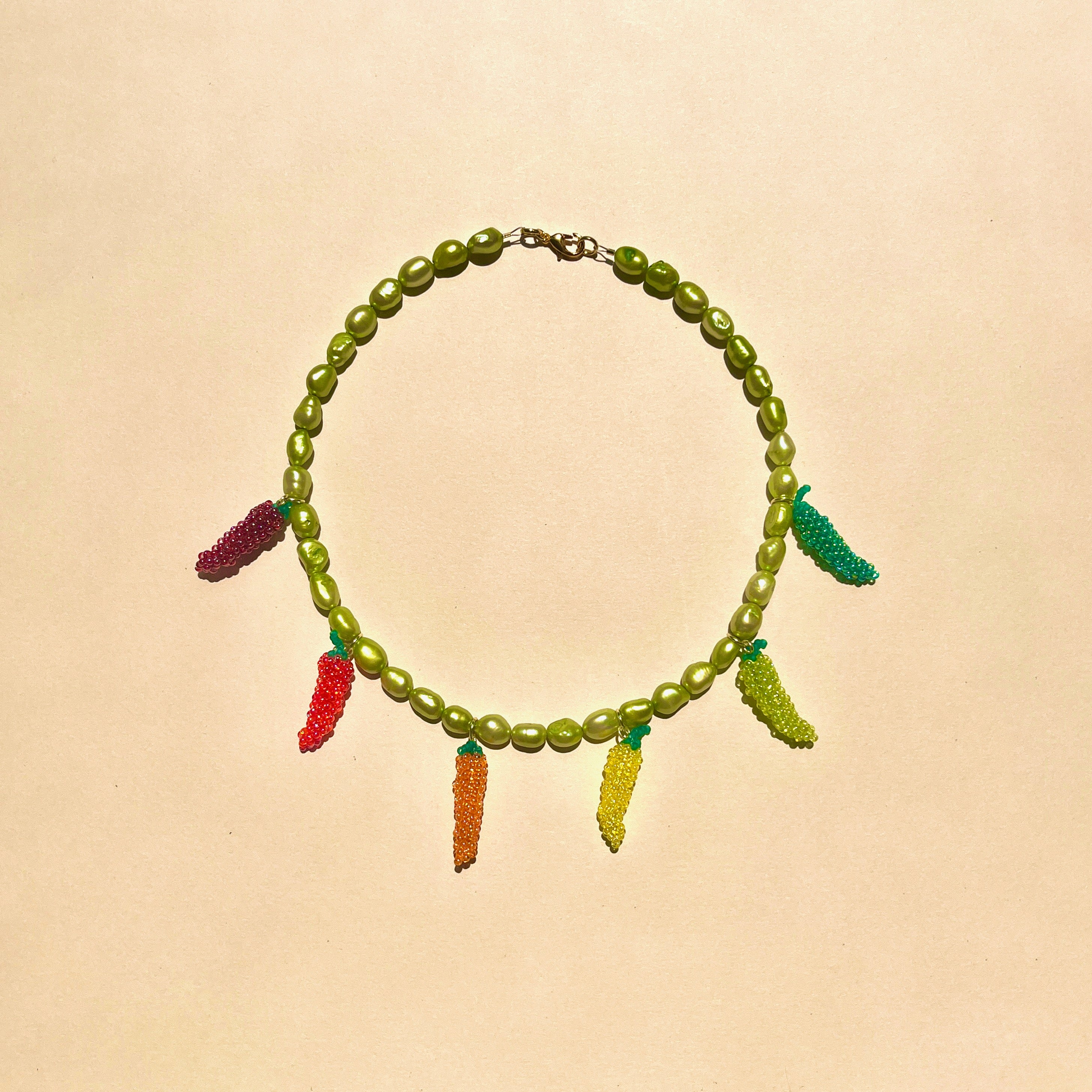 CHILI GARLAND NECKLACE