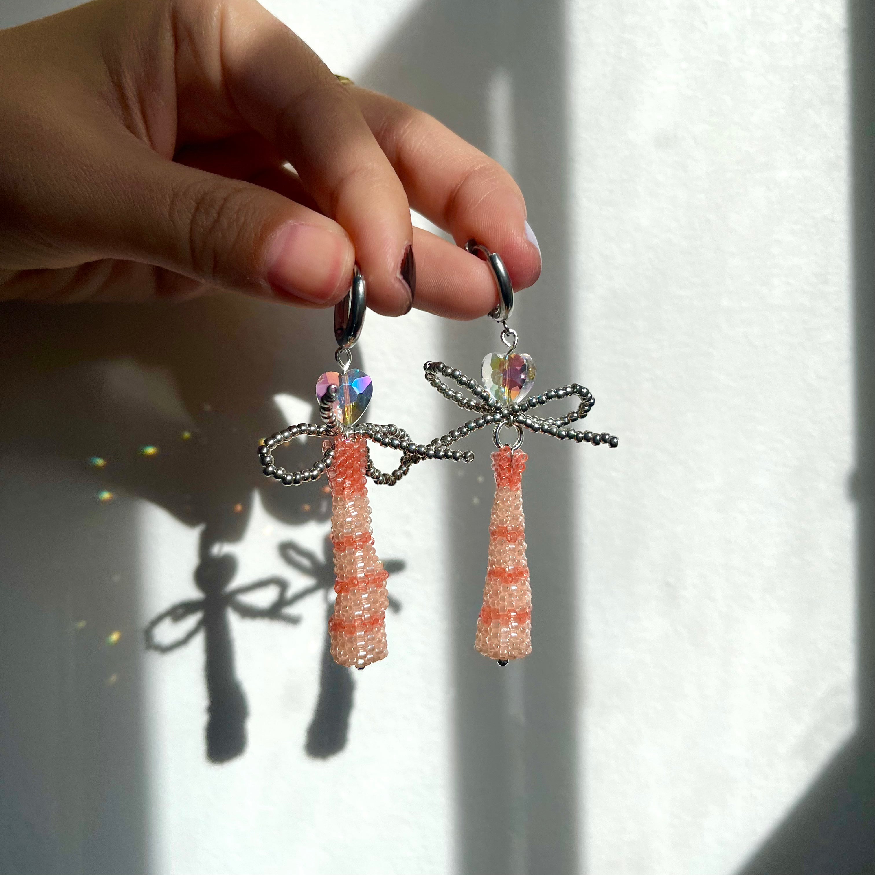 ROMANCE SHRIMPY EARRINGS